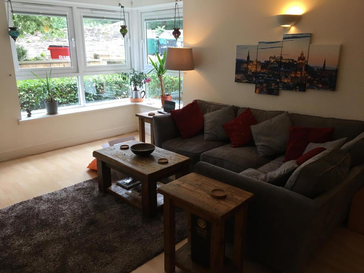 Holyrood Park Apartment — Photos 2